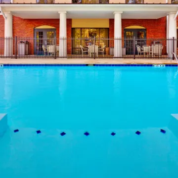 Holiday Inn Express & Suites JACKSON - FLOWOOD by IHG