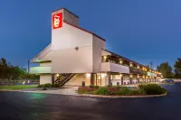 Red Roof Inn Saginaw - Frankenmuth Hotels in Bridgeport