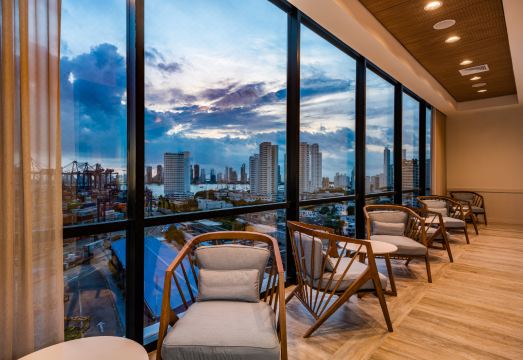 홀리데이 인 익스프레스 카르타헤나 망가