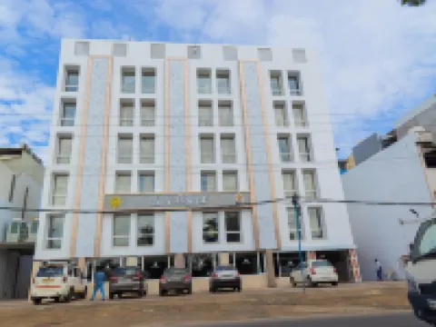 GURU CHITRA Hotels in Tiruchendur