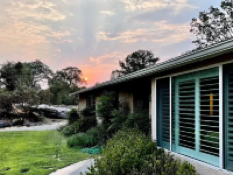 Relax Near Yosemite. Cozy House with King Bed/Fast Wifi/Hot Tub. Near Town.