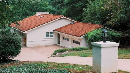 Hummingbird Home by AvantStay Hot Tub Sauna Отели в г. Фолстаун