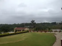 Cotton County Club and Resort Hotels in de buurt van Hubli Airport