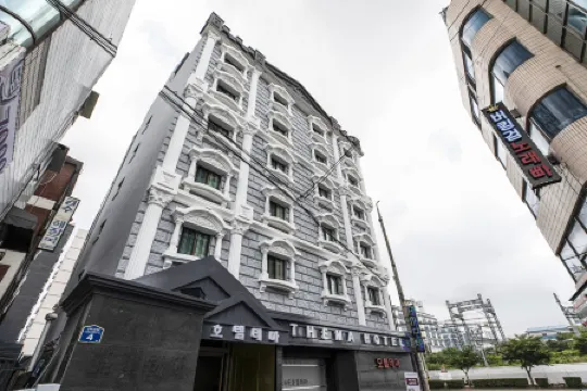 Jinjeong Thema Отели рядом с достопримечательностью «Hansei University»