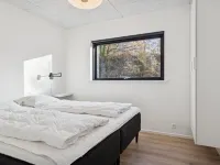 "Malfred" - 500m from the Sea