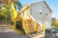 7 Mi to Main Street: Cabin w/ Deck in Stanley! - WiFi