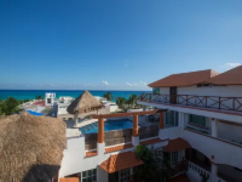 อิลลูชั่น บูทีค โรงแรม โรงแรมในปลายาเดลการ์เมน