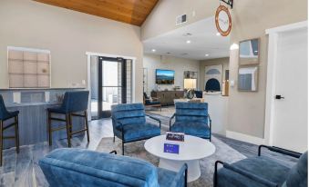  Landing Apartments San Antonio Northeast