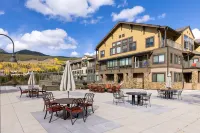2795 Slopeside 1 Bedroom Condo - Parvekkeita