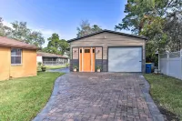 4 Mi to Jax! Quiet, Pet-Friendly Northside Studio