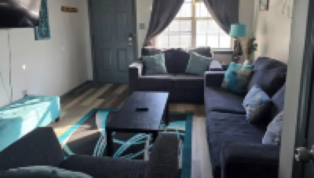 Comfy Home~Teal Feel~ Sleeps 8