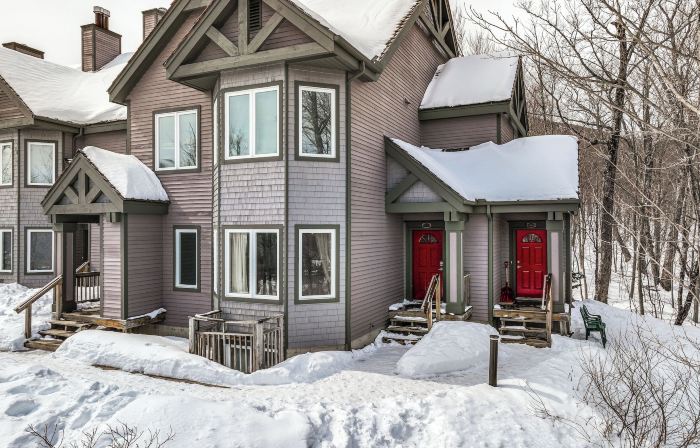 Ski-in Resort Family Condo w/ Deck at Jay Peak!