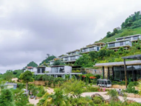 Vigolando Van Ho Resort & Restaurant Hotels in Moc Chau District