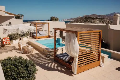 Kouros Art Hotel (Adults Only)