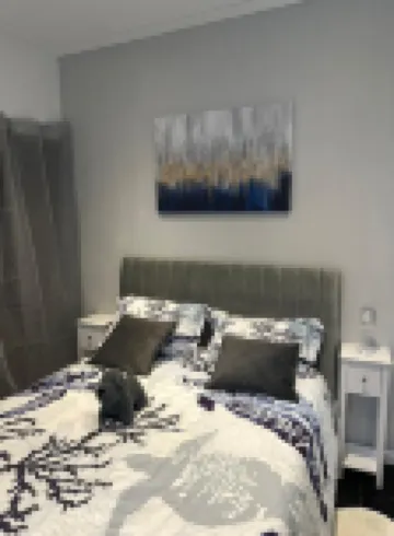Exceptional view of the port of St-Goustan for this renovated 2-room apartmen