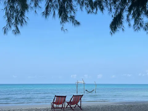 รูปภาพของซันไชน์ ออน เดอะ ร็อค