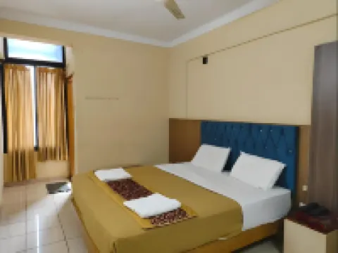 Hotel Rajsangam International