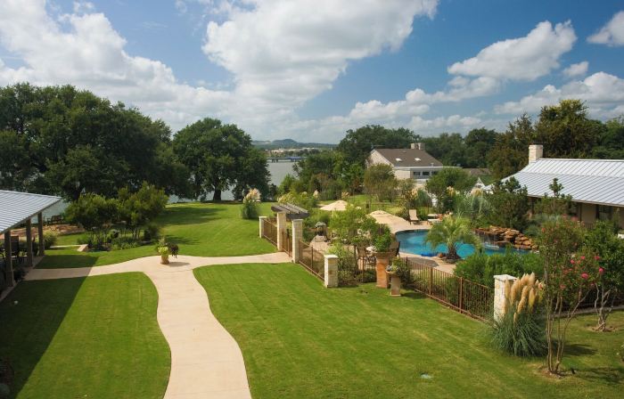 Inn on Lake Granbury
