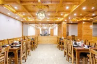 Tripli Hotels Namaste Manali - Frühstück