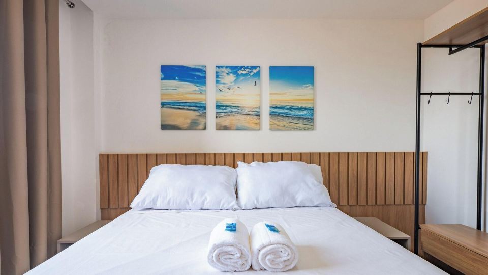 Beautiful apt in Building w Pool Guarajuba Aga0203