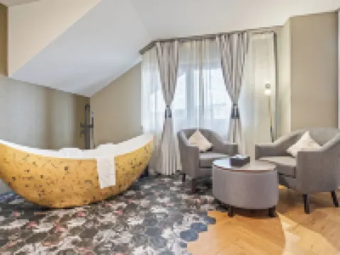 ベルク & ベルク ホテル ケルンス - セルフ チェックイン ケルンスのホテル