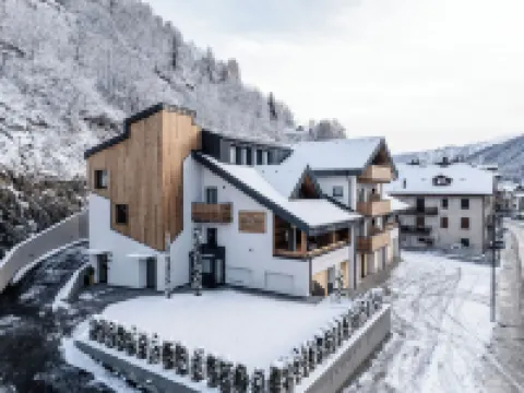 El Giof Alpine Home Hotels in Pellizzano