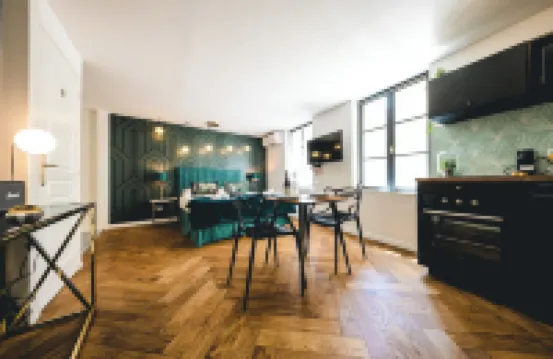 Les Précieuses Suites & Spa I