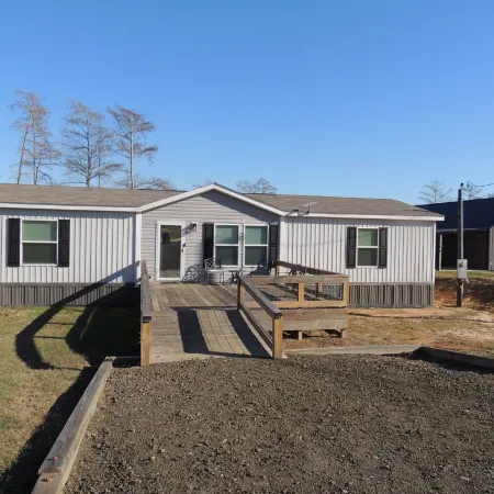 Your Toledo Bend Lakefront Home – Neighborhood Boat Launch Just Next Door