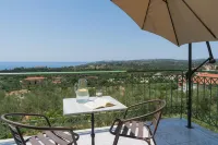 Captain's Apartments in Olive Grove 2 - Condos