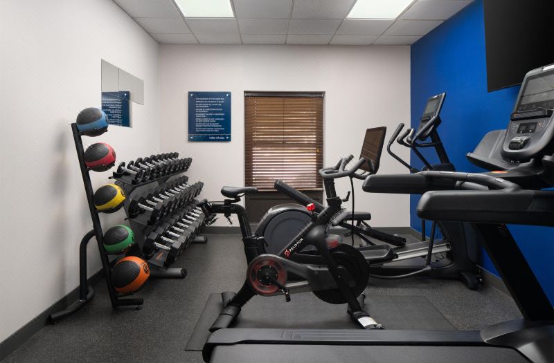 Hampton Inn & Suites Concord Charlotte photo 2
