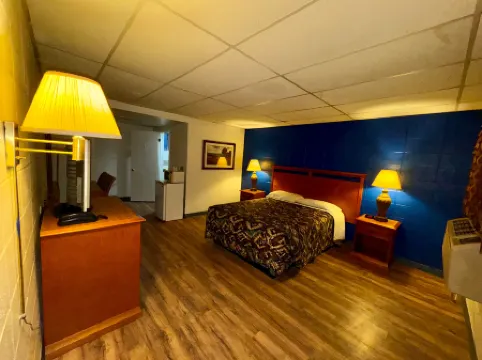 Capital O Budget Inn Ontario I-84