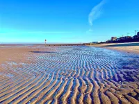 Humberside Apartments Hotels in Cleethorpes