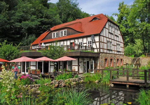 Hotel Boltenmühle - Parkplatz