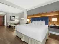Best Western Plus Revelstoke Hotels near Revelstoke Community & Aquatic Centre
