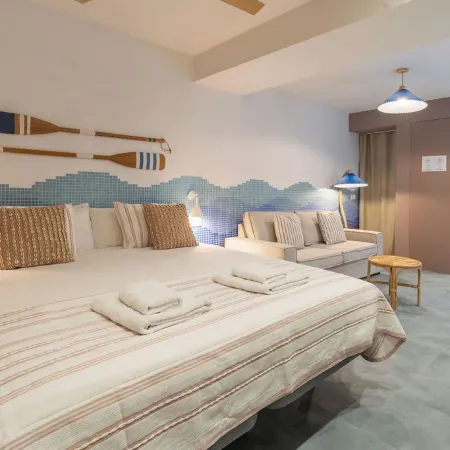 Cabanyal Rooms by VLC Host Отели рядом с достопримечательностью «Пляж Мальварроса»