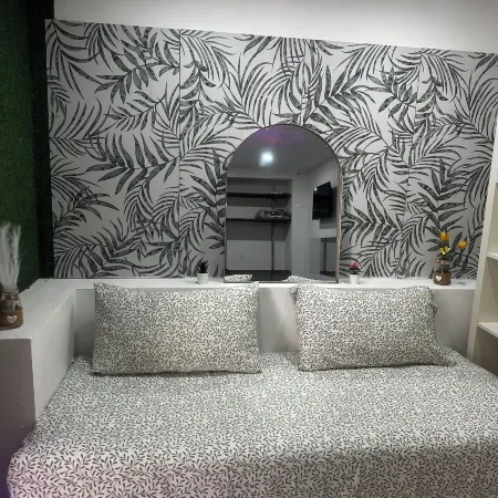 Arya Apartment and Suites 2-3