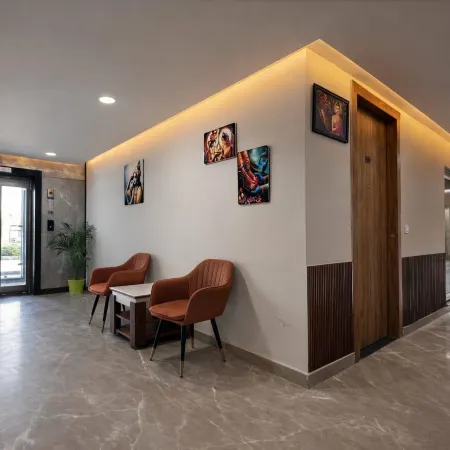 Hotel Shree Sadhna - Vrindavan Chhatikara Road