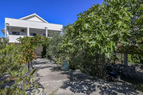 Apartments Deni