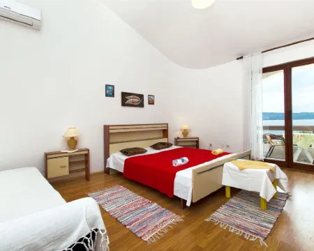 Apartments Neva Hotels in Jesenice