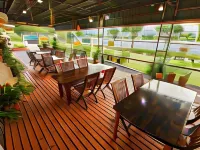 Buzz Resort - servizio colazione
