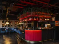 Radisson Red Gatwick Airport - bar