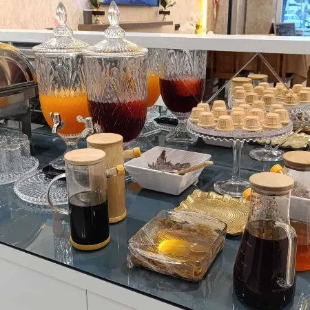 Dostlar Hotel