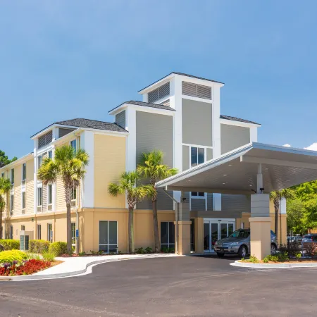 Holiday Inn Express CHARLESTON US HWY 17 & I-526 by IHG