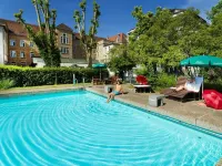 Bildungshaus St. Bernhard - Pool