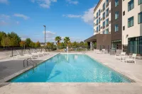 EVEN Hotel SHENANDOAH - THE WOODLANDS by IHG - Pools