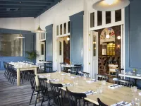 Graduate by Hilton Berkeley Hotels near Elements