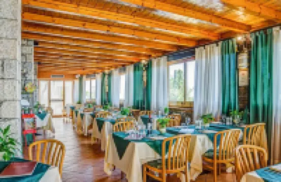 โรงแรมอาริสตัน และปาลาซโซ ซานตากาเตรินา