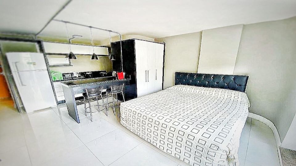 105 Saint Sebastian Flat