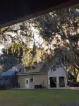 Dreamy Studio in The Heart of Horse Country - Apartments
