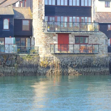 Tobys Quay